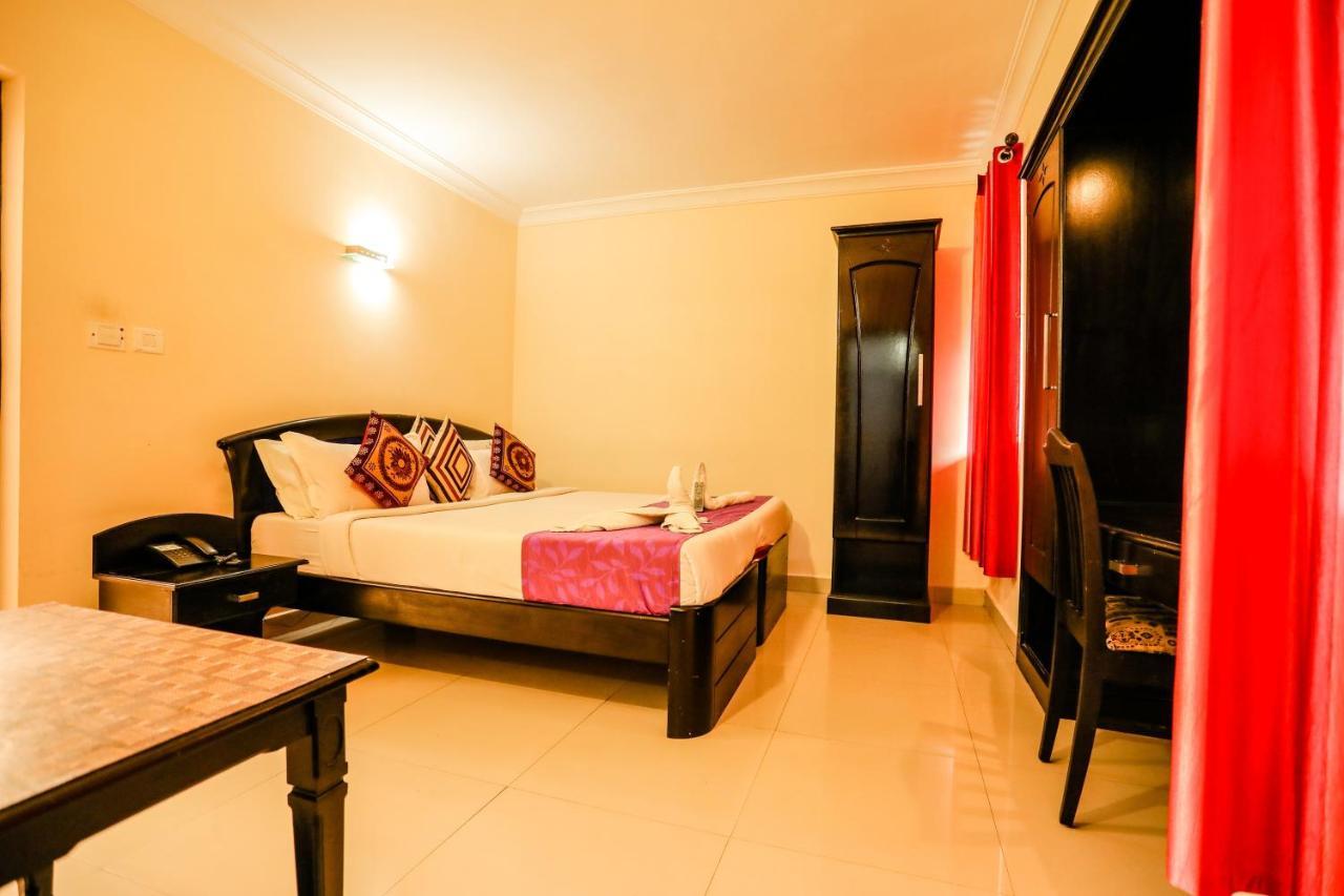 Hotel Emerald Inn Munnar Exterior foto